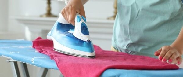 Εγγυημένο: Δοκιμάστε αυτό το κόλπο και δεν θα σιδερώσετε ποτέ ξανά τα ρούχα σας! – Σπίτι