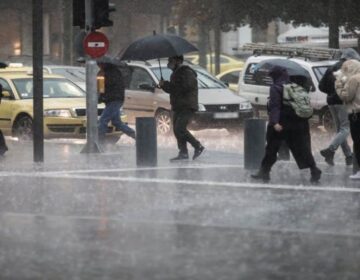 Καιρός σήμερα 12/3: Βροχές και καταιγίδες σχεδόν σε ολόκληρη την χώρα – Που θα «χτυπήσουν» 20άρια; (video)