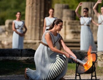 Ολυμπιακή Φλόγα: Στις 16 Απριλίου η Τελετή Αφής στην Αρχαία Ολυμπία – Το πρόγραμμα της Λαμπηδοδρομίας