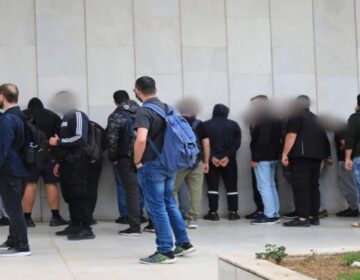 Ρέντη: Απολογούνται σήμερα οι 10 από τους 67 συλληφθέντες – Αναμένονται και νέα εντάλματα σύλληψης ηγετικών στελεχών