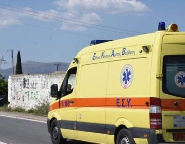 Ευρυτανία: Ζευγάρι έχασε τον έλεγχο αυτοκινήτου και έπεσε σε γκρεμό 60 μέτρων