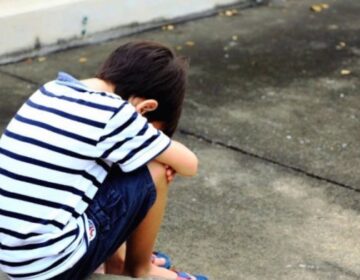 Ηράκλειο: Στα όρια της ανευθυνότητας οι γονείς ενός 3χρονου – Του έδωσε να το φυλάει και το έχασε